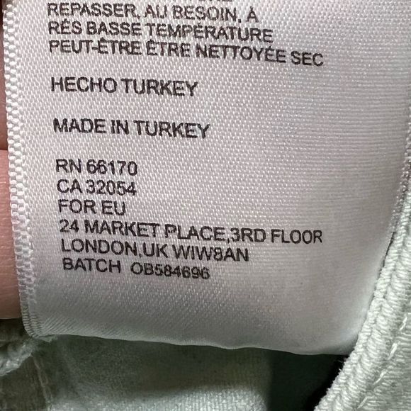 Anthropologie Pilcro Script High Rise Crop Raw Frayed Hem Jeans Size 25 - Picture 11 of 11